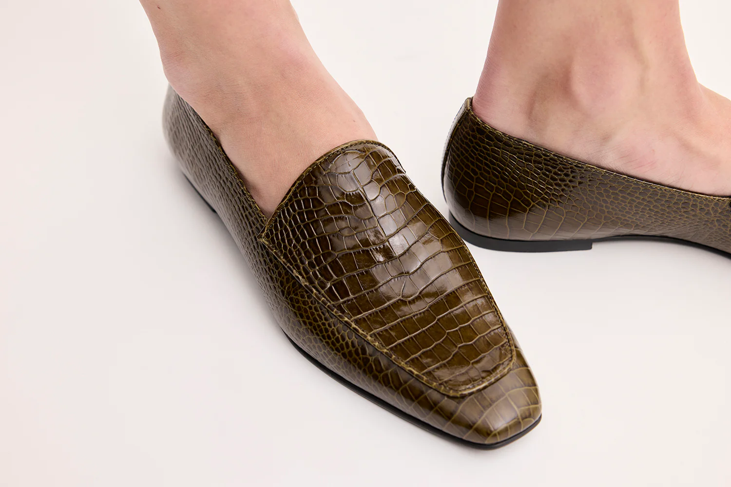 Cora Loafer Textured Moss Green - Image 4