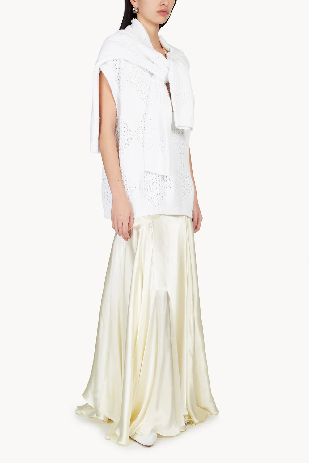 Yara Knitted Jumper White - Image 7