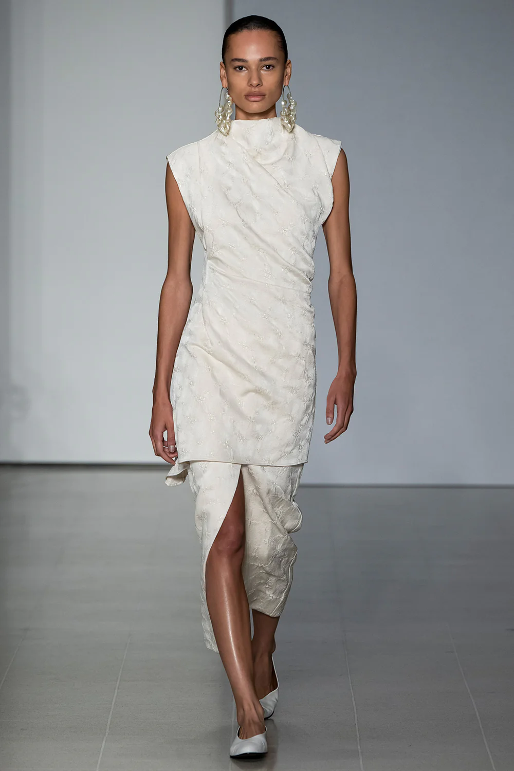 Kamari Top White - Image 3