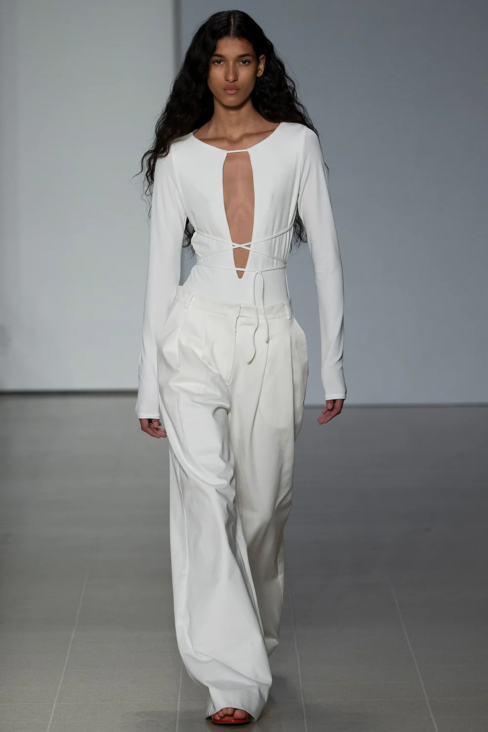 Liza Trouser White - Image 2