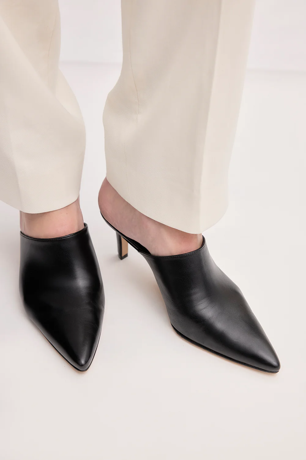 Micha Mule Black - Image 4