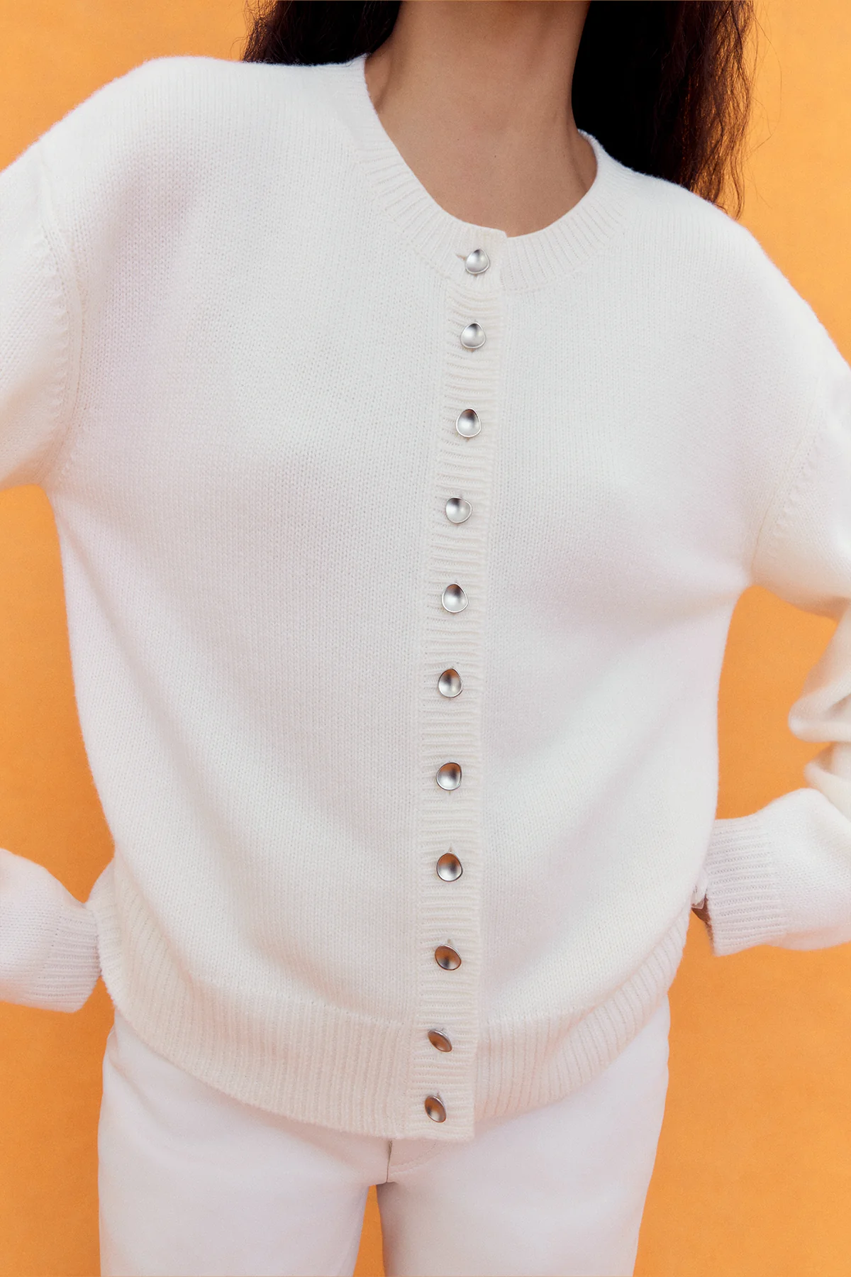 Nila Cashmere Cardigan Soft White - Image 3