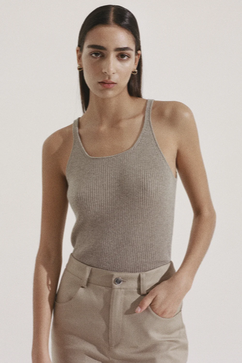 Nora Knitted Vest Barley - Image 4