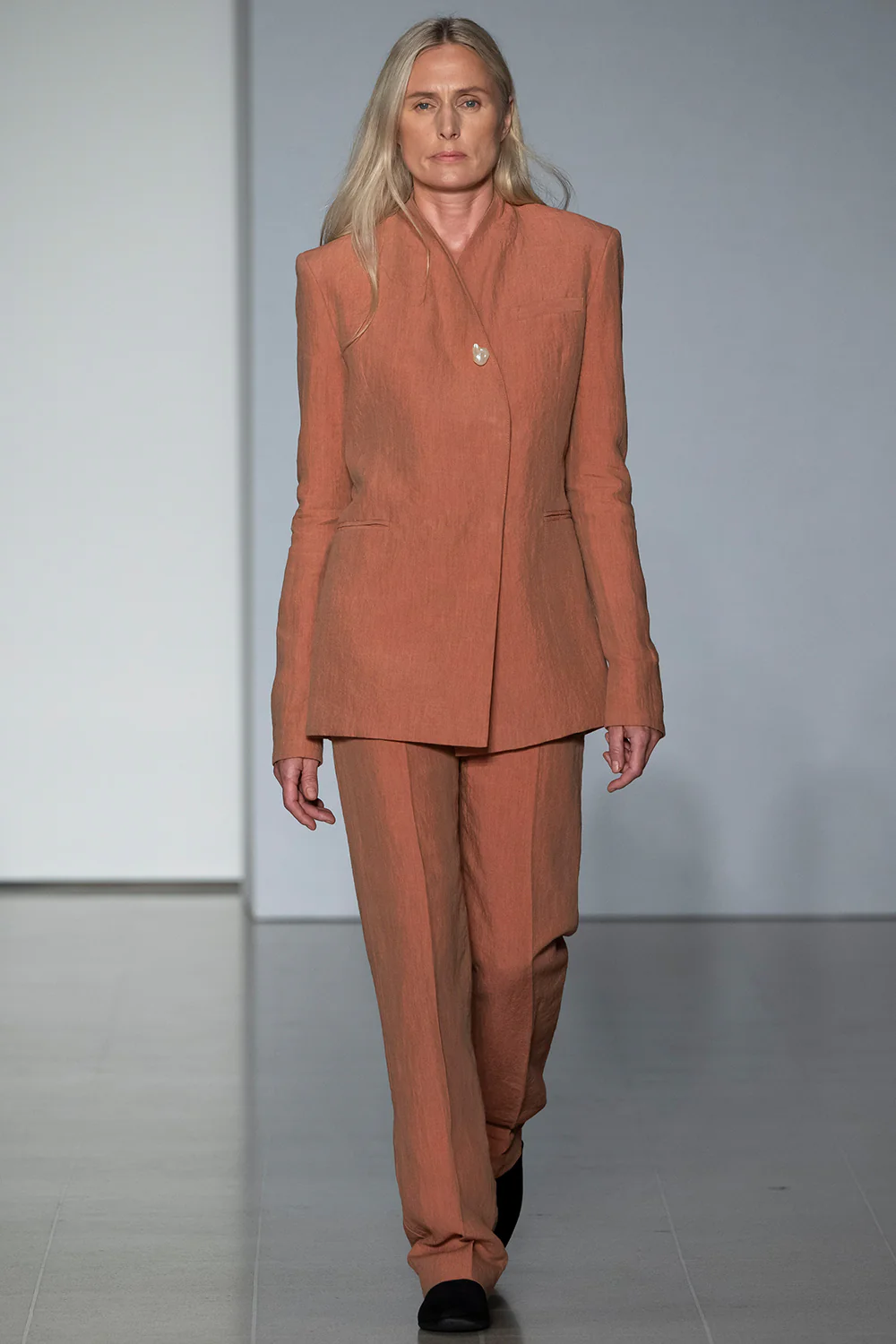 Penelope Trouser Peach - Image 3