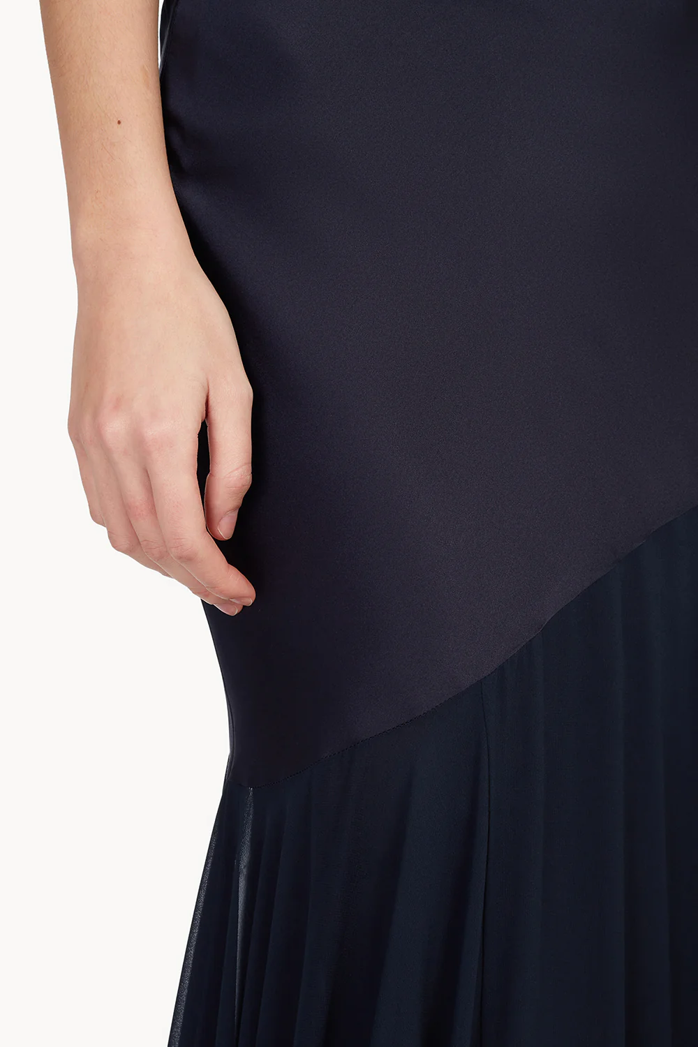 Sinead Skirt Navy - Image 6