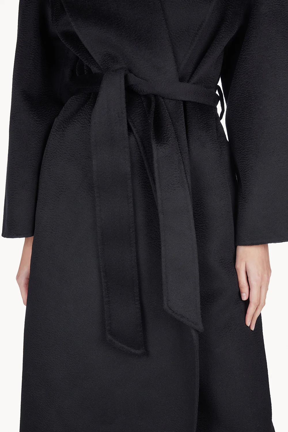 Rebeca Lambswool Coat Black - Image 5